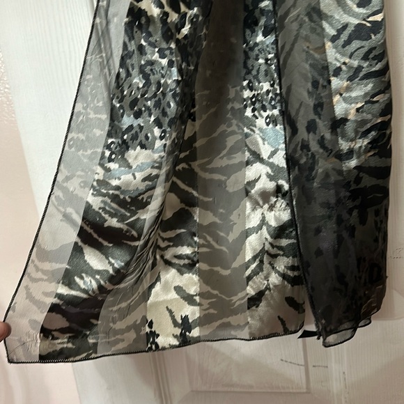 Animal print scarf - Picture 1 of 5